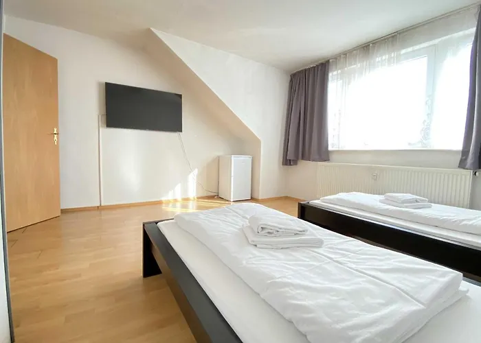 Apartman Sad130 - Schoene Monteurwohnungen In